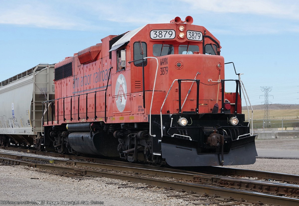 WAMX 3879